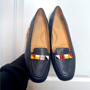 Geox Women's Navy Closed Ballet Flats Loafers with Multicolored Designs, Sz 38